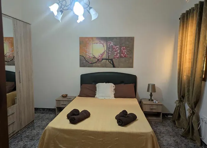 Silia\'S Maisonette