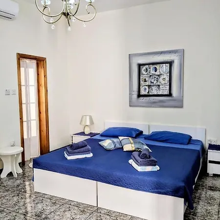 Silia'S Maisonette Marsaskala Exterior foto
