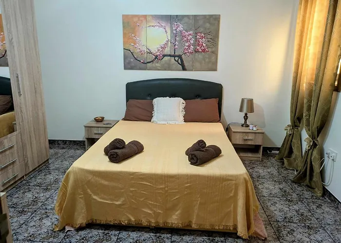 Silia\'S Maisonette