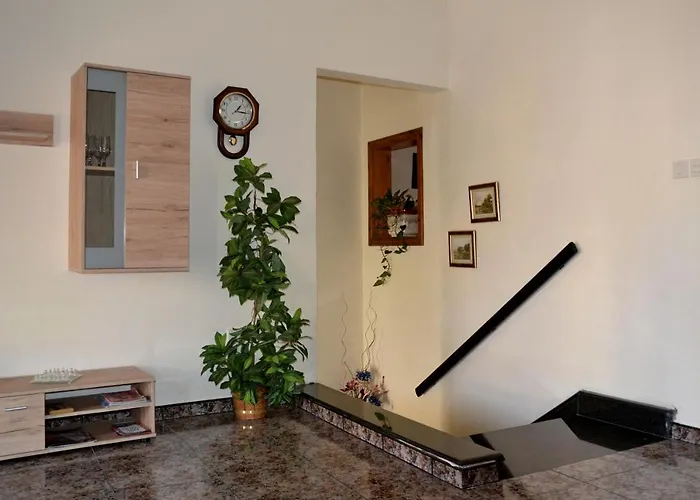 Silia\'S Maisonette